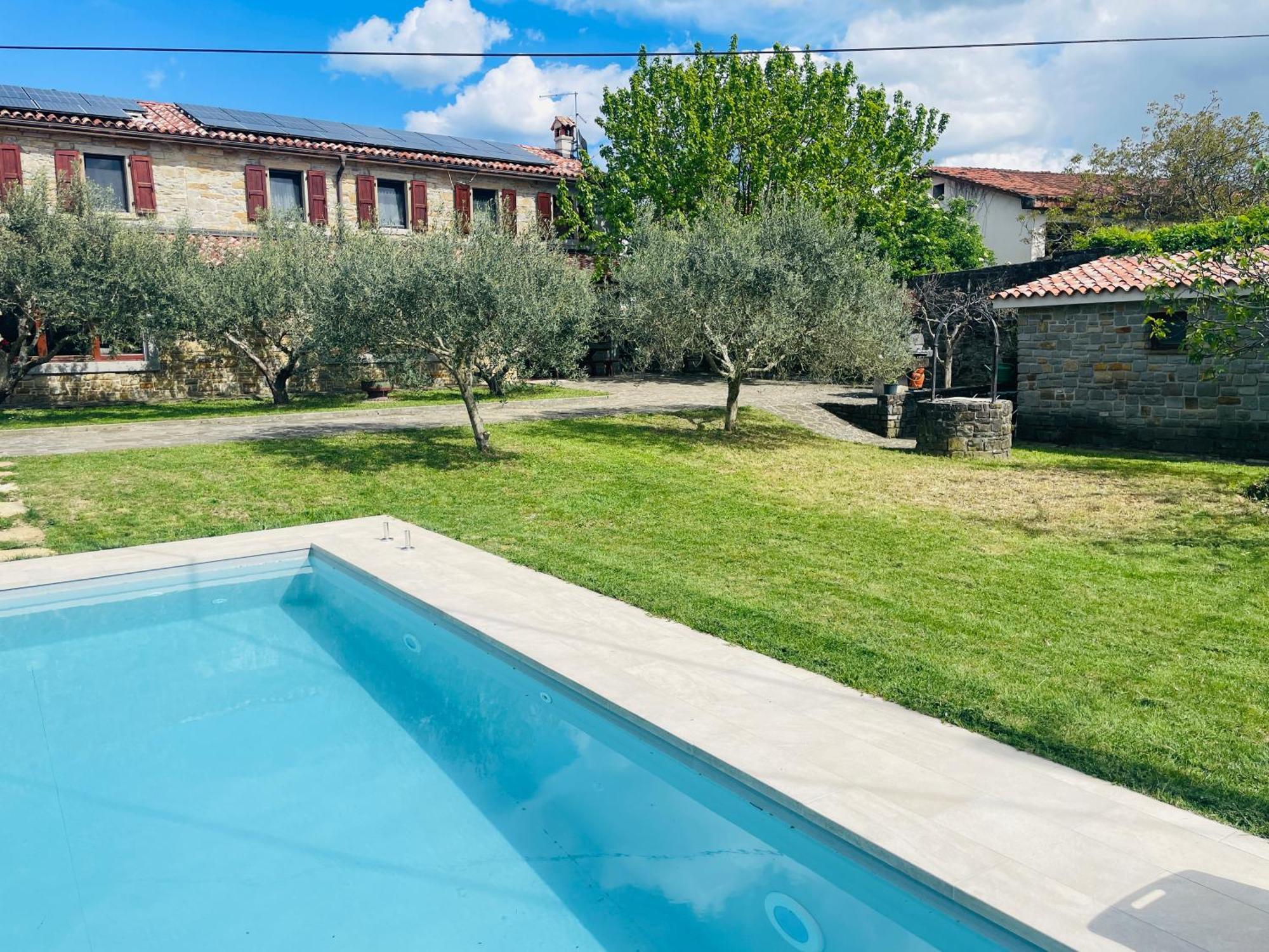 Paradise With Swimming Pool Koper