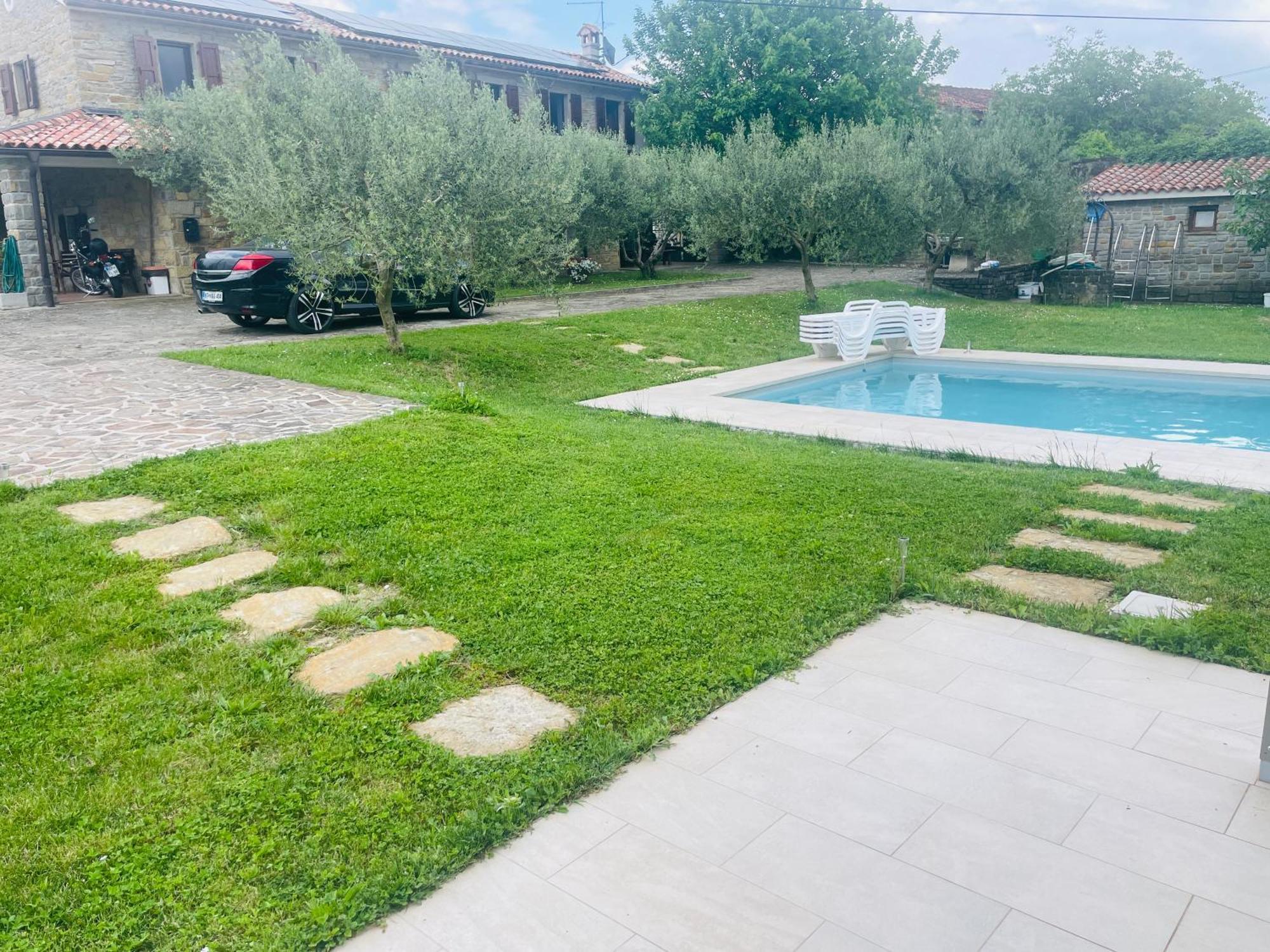 Villa Paradise With Swimming Pool *